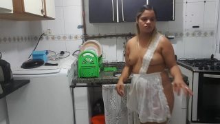 Minha empregada gostosa