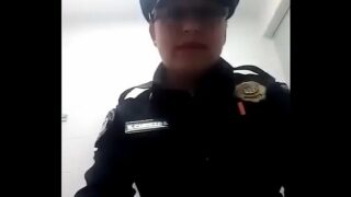 Polícia fodedo uma estranha