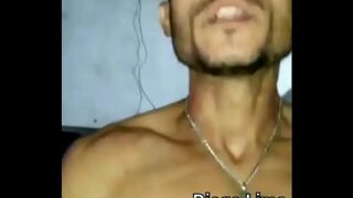 Vídeo pornô padrasto pegando novinha