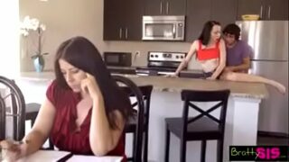 Irmao comendo a irma gost