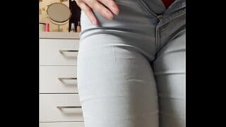 Ass in jean sexy dance